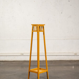 enfilade, meuble jiroutek, fauteuil boomerang, mobilier vintage, rotin vintage, console, meuble de campagne