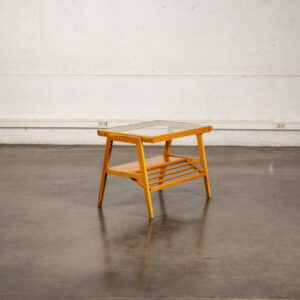 enfilade, meuble jiroutek, fauteuil boomerang, mobilier vintage, rotin vintage, console, meuble de campagne
