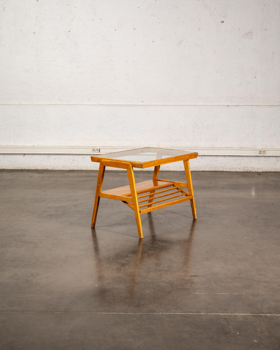 enfilade, meuble jiroutek, fauteuil boomerang, mobilier vintage, rotin vintage, console, meuble de campagne