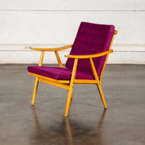 enfilade, meuble jiroutek, fauteuil boomerang, mobilier vintage, rotin vintage, console, meuble de campagne