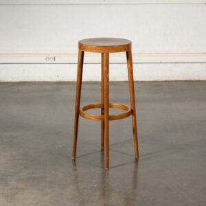 tabouret d'écolier, commode vintage, enfilade, table en teck, table à rallonge, fauteuil vintage, rotin vintage, vaisselle ancienne, mobilier Prisunic, marc Held