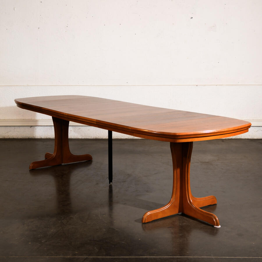 console hifi, table basse, enfilade, table à manger vintage, fauteuil boomerang, chaise bistrot, rotin vintage