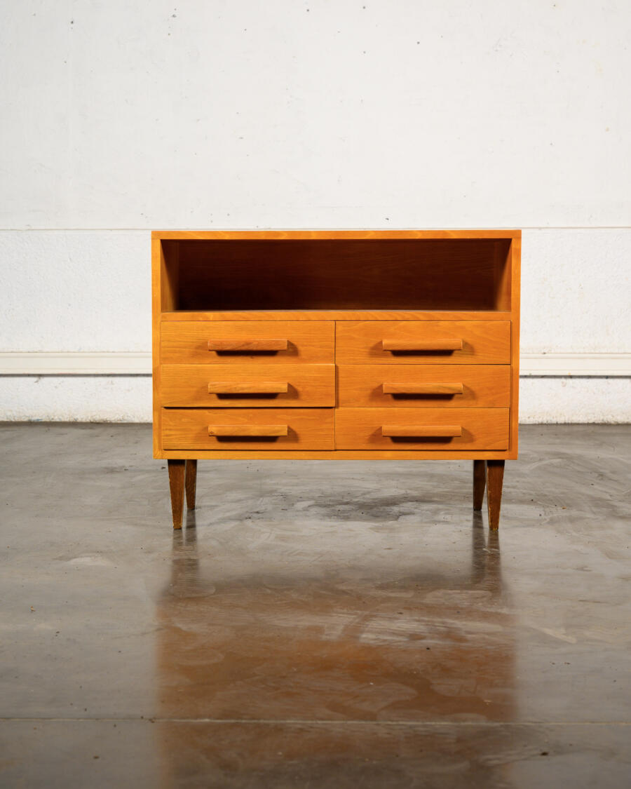Etagère à vinyles, rotin vintage, bureau en rotin, enfilade, vaisselier vintage, bibliothèque vintage, fauteuil vintage, chaise Jacques Hitier