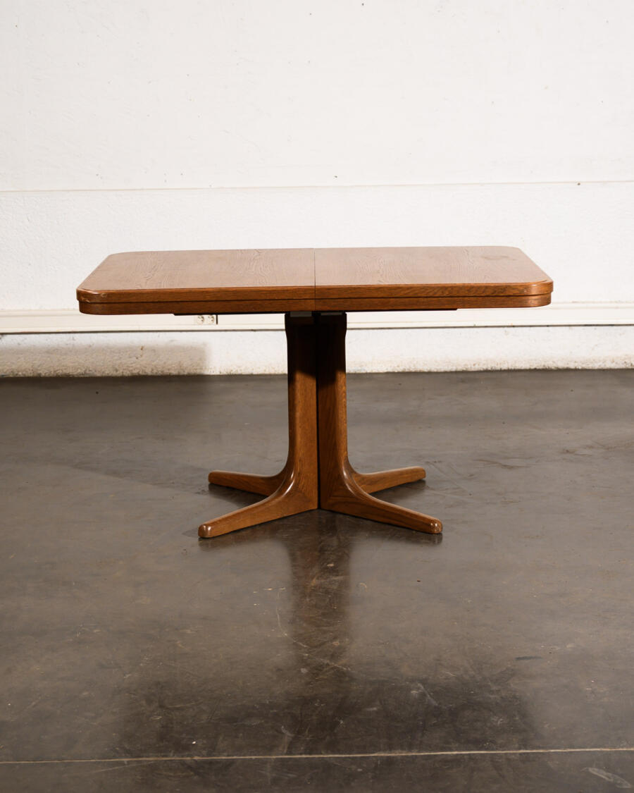 console hifi, table basse, enfilade, table à manger vintage, fauteuil boomerang, chaise bistrot, rotin vintage