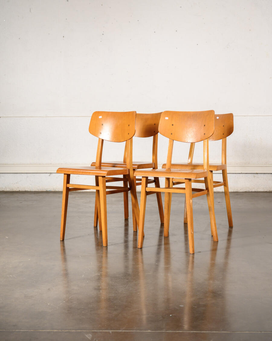 enfilade, meuble jiroutek, rotin vintage, chaise bistrot, fauteuil boomerang