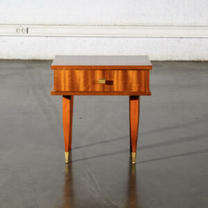 auteuil boomerang, chevet vintage, chaise bistrot, table vintage en teck, table à rallonges vintage, enfilade, rotin vintage, vaisselle ancienne